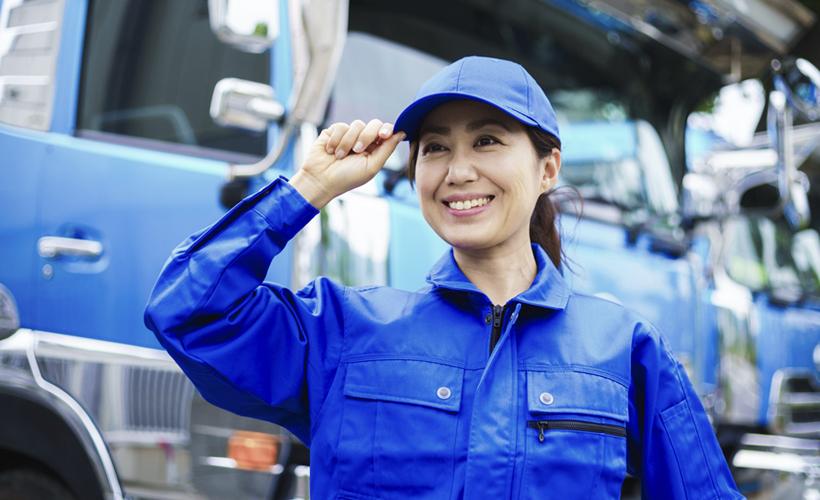 トラック運転手は女性でも活躍できる？お給料やメリットなどを徹底解説