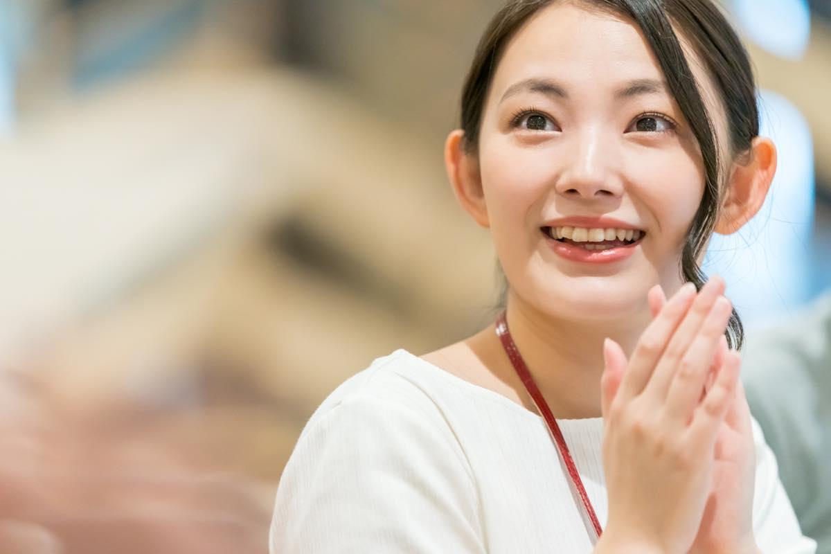 おしゃれな体験施設で受付と事務のお仕事