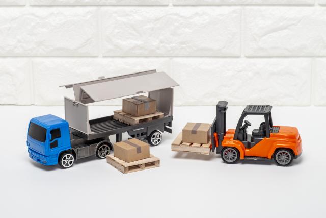 土日休み＊フォークリフトで入出庫作業＊流山