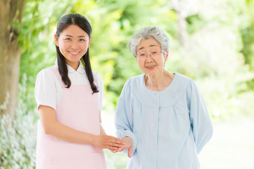 【清水区】平日・日勤のみOK!定着率の高い介護施設のお仕事