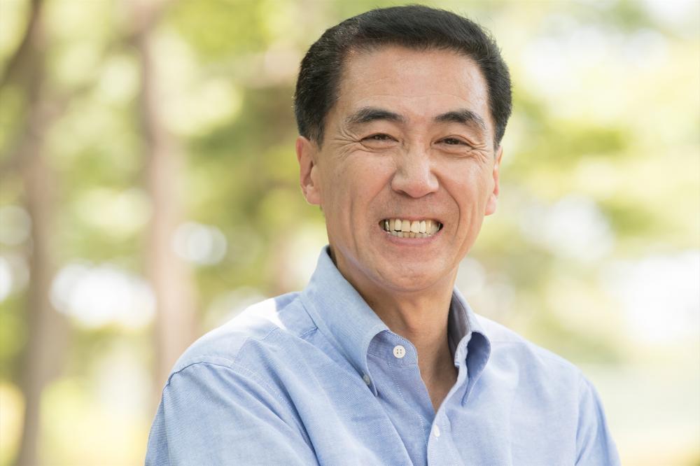 50代・60代男性活躍中!総合病院正面玄関での車両誘導