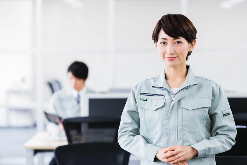 専門知識不要:大手物流会社の経理事務【西区】