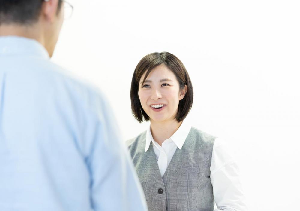 大手物流センター【東区】入力と電話対応~40代女性活躍中