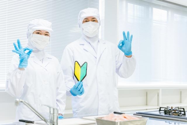 人気の作業系♪【浦添市】商品のシール貼り&仕分け