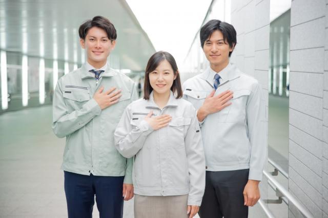軽作業スタッフのサポート業務/15時~24時・未経験OK
