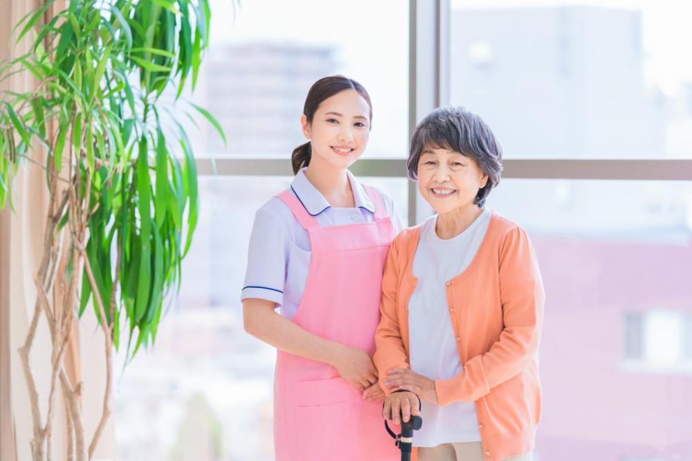 総合病院の看護助手(補助)/資格不要/週4日からOK/