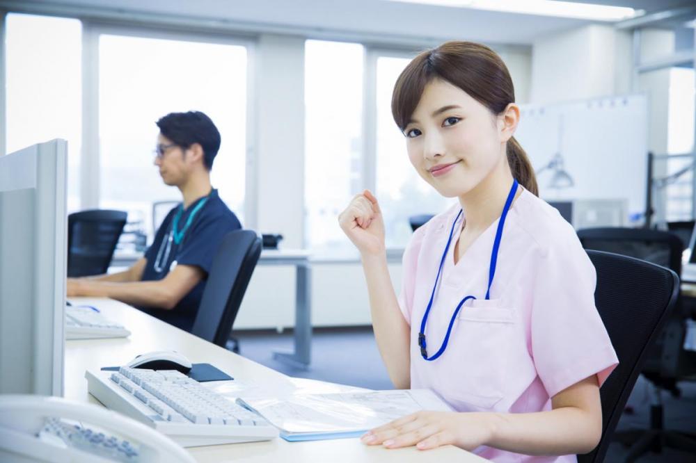 総合病院の医師事務作業補助者/増員/3名募集