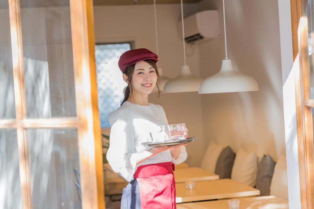 製茶のショップ&カフェ事業部の店舗マネージャー【正社員登用】