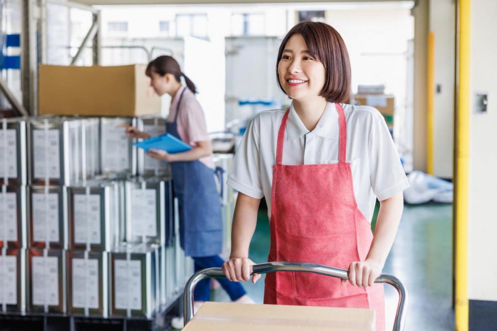 有名家具店での検品・荷受け【西区】時給1,250円
