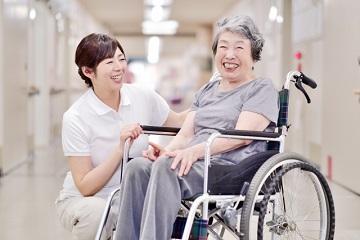 《日勤のみ》千代田区特養で看護師さん大募集
