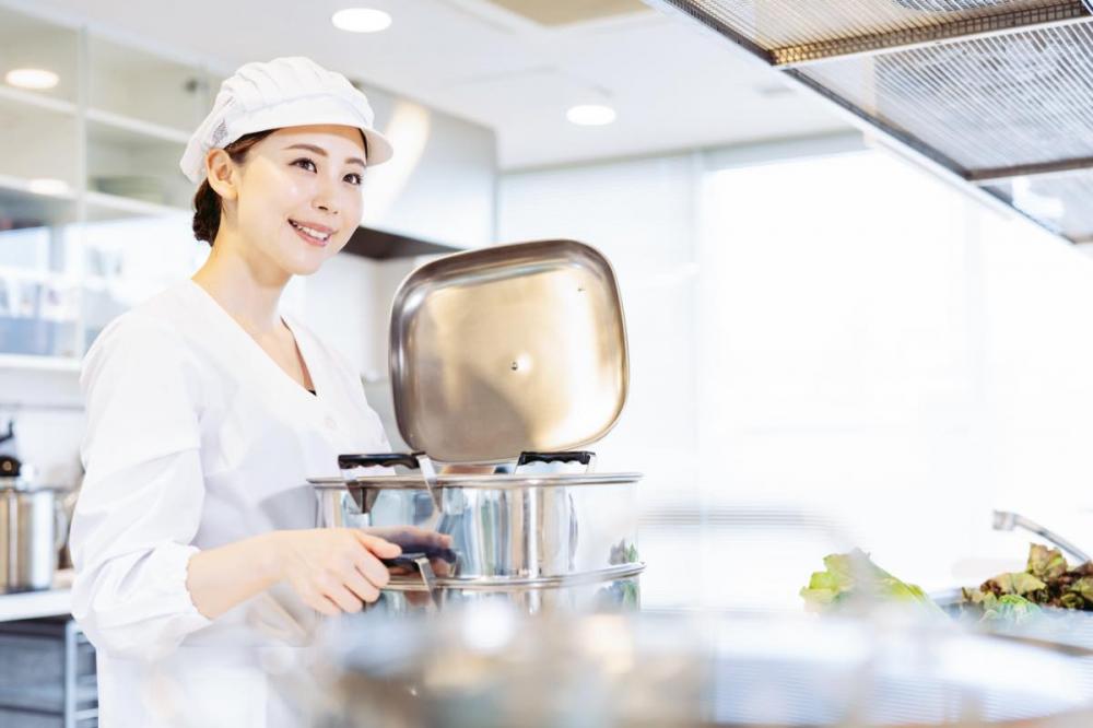 焼津の老舗食品メーカーで商品企画・開発のお仕事/地元密着