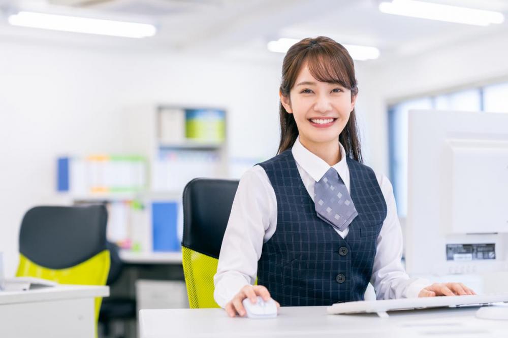 1月スタートの産休代替業務/人気の総務事務のお仕事