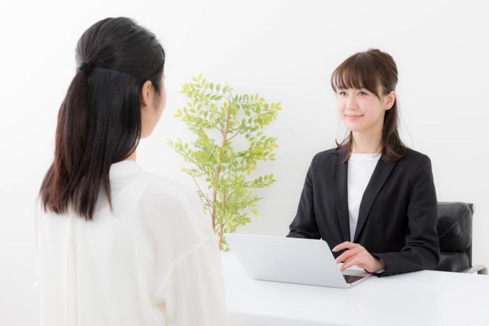 <富士市> 複数募集!官公庁での受付窓口のお仕事