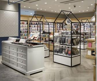 ポップアップストアスタッフ