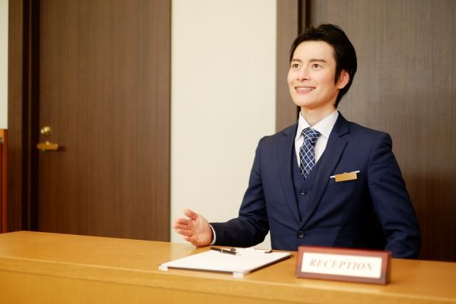 【人材紹介・正社員】未経験OKのホテル受付・フロント業務