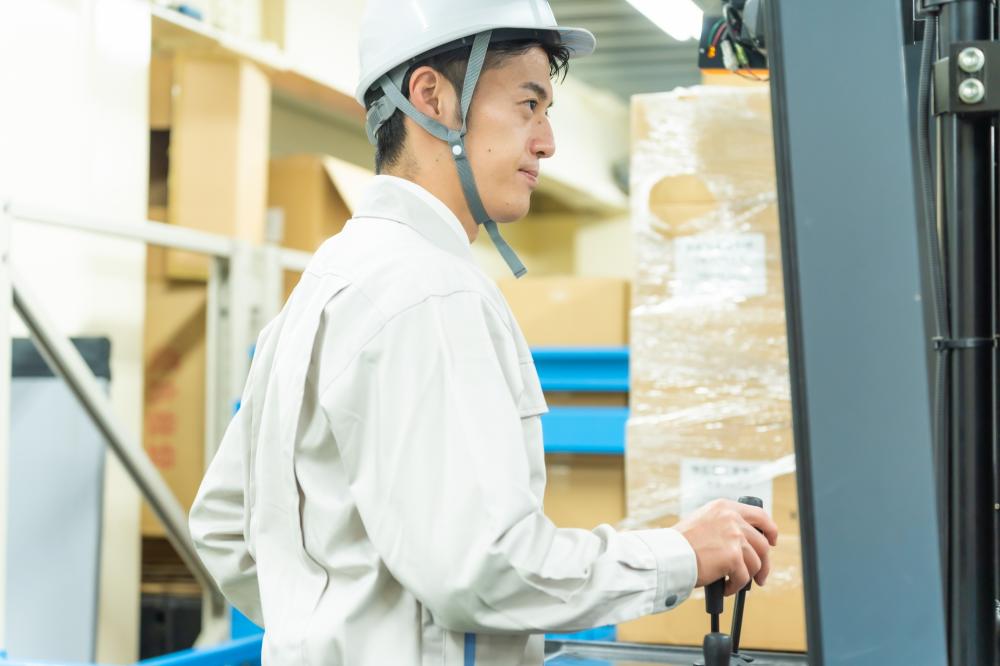 【日高市】狭山・川越からも通勤可！高時給のフォークリフト業務