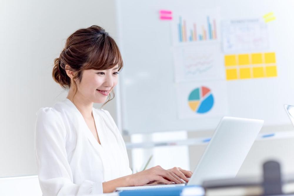 番組・CM等のデータ並び替え、画像チェックのお仕事