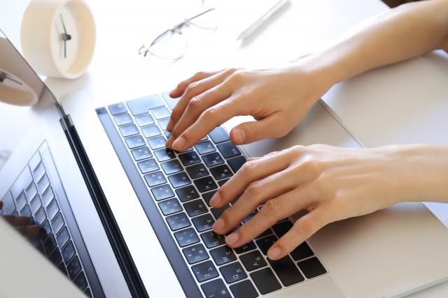 社内PC・業務システムのチャット対応窓口/電話なし