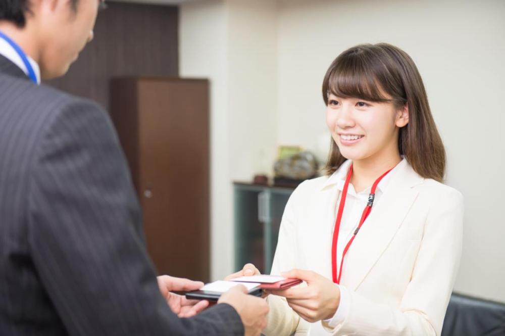 人と話すことが好きな方に♪企業訪問＋事務サポート【街中】