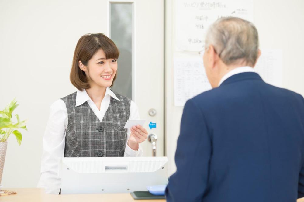 医療を支える事務職｜書類作成+患者様対応のお仕事