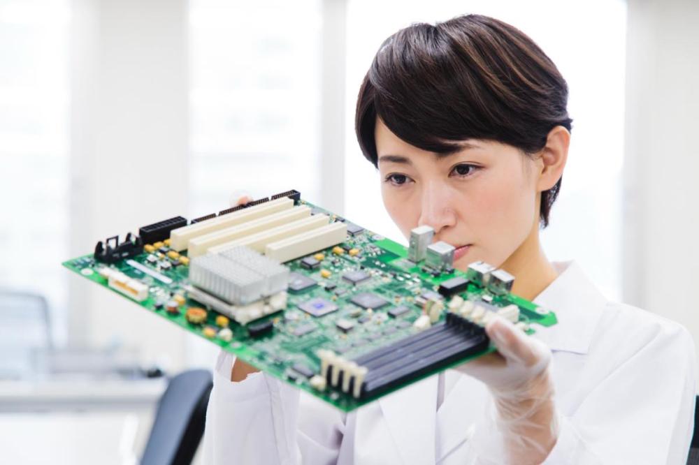 コツモクさんにおすすめ◎はんだ付け・検査の軽作業