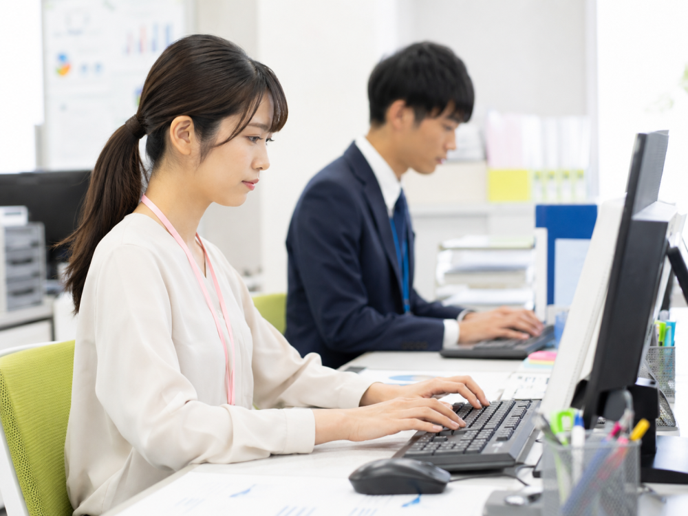 社内PC・業務システム・Salesforceの問い合わせ対応
