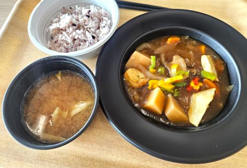 社員食堂のメニュー一例