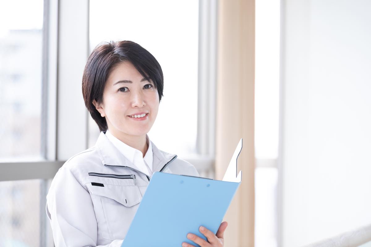 大手メーカーで事務と設計補助